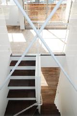 【金子　由里子】