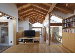 【岡本の家】