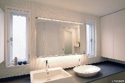 【谷口　智子】