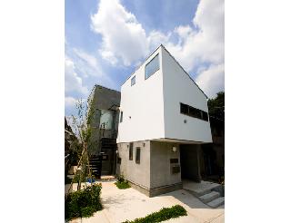 【谷口　智子】