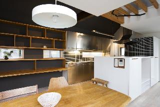 【横浜　OS邸】