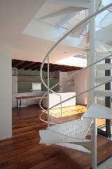 【大塚　泰子】