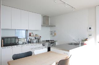 【大塚　泰子】