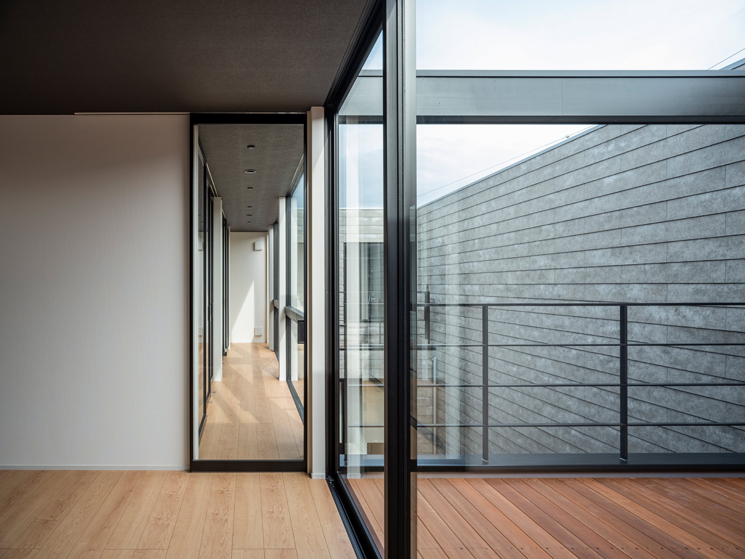 ウッドバルコニー