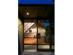 【安河内 健司 + 西岡 久実】