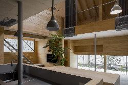 【安河内 健司 + 西岡 久実】