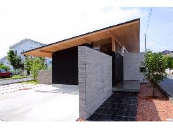 【安河内 健司 + 西岡 久実】