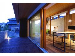 【安河内 健司 + 西岡 久実】