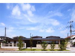 【安河内 健司 + 西岡 久実】