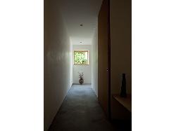 【安河内 健司 + 西岡 久実】