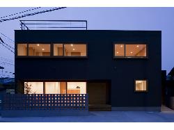 【安河内 健司 + 西岡 久実】