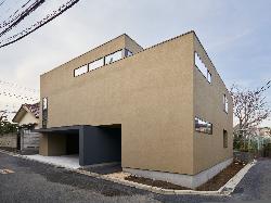 【千歳船橋の共同住宅】