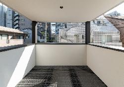 【山本浩三】