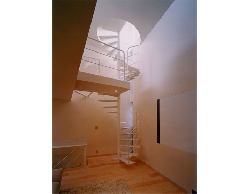 【ＫＴ－ＨＯＵＳＥ（墨田区）】