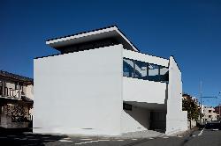 【山本浩三】