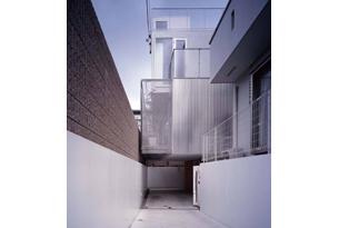 【清水裕子＋清水貞博＋松崎正寿】