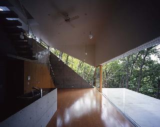 【清水裕子＋清水貞博＋松崎正寿】