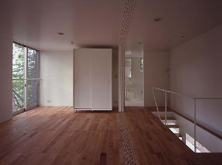 【清水裕子＋清水貞博＋松崎正寿】