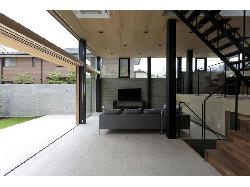 【清水裕子＋清水貞博＋松崎正寿】