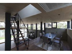 【清水裕子＋清水貞博＋松崎正寿】