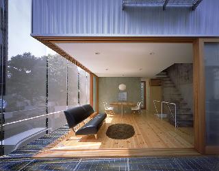 【清水裕子＋清水貞博＋松崎正寿】