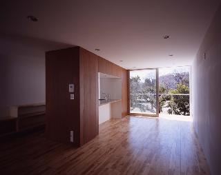 【清水裕子＋清水貞博＋松崎正寿】