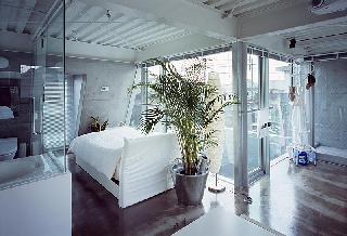 【清水裕子＋清水貞博＋松崎正寿】