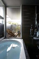 【清水裕子＋清水貞博＋松崎正寿】