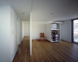 【清水裕子＋清水貞博＋松崎正寿】