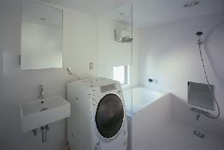 【清水裕子＋清水貞博＋松崎正寿】