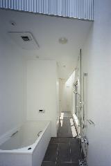 【清水裕子＋清水貞博＋松崎正寿】