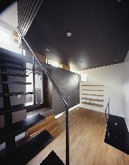 【清水裕子＋清水貞博＋松崎正寿】