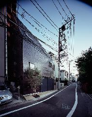 【清水裕子＋清水貞博＋松崎正寿】