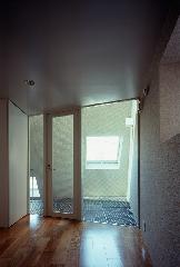 【清水裕子＋清水貞博＋松崎正寿】