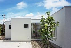 【清水裕子＋清水貞博＋松崎正寿】