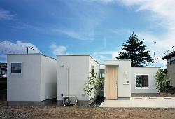 【清水裕子＋清水貞博＋松崎正寿】