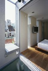 【清水裕子＋清水貞博＋松崎正寿】