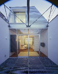 【清水裕子＋清水貞博＋松崎正寿】