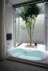 【清水裕子＋清水貞博＋松崎正寿】