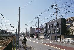 【清水裕子＋清水貞博＋松崎正寿】