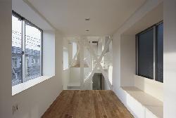 【清水裕子＋清水貞博＋松崎正寿】