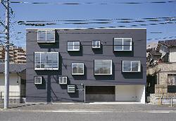 【清水裕子＋清水貞博＋松崎正寿】