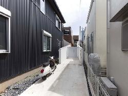 【清水裕子＋清水貞博＋松崎正寿】