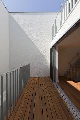 【清水裕子＋清水貞博＋松崎正寿】