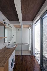 【清水裕子＋清水貞博＋松崎正寿】