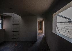 【清水裕子＋清水貞博＋松崎正寿】