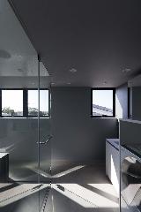 【清水裕子＋清水貞博＋松崎正寿】