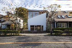 【清水裕子＋清水貞博＋松崎正寿】