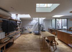 【清水裕子＋清水貞博＋松崎正寿】