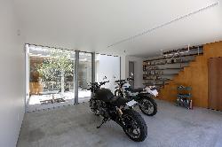 【清水裕子＋清水貞博＋松崎正寿】